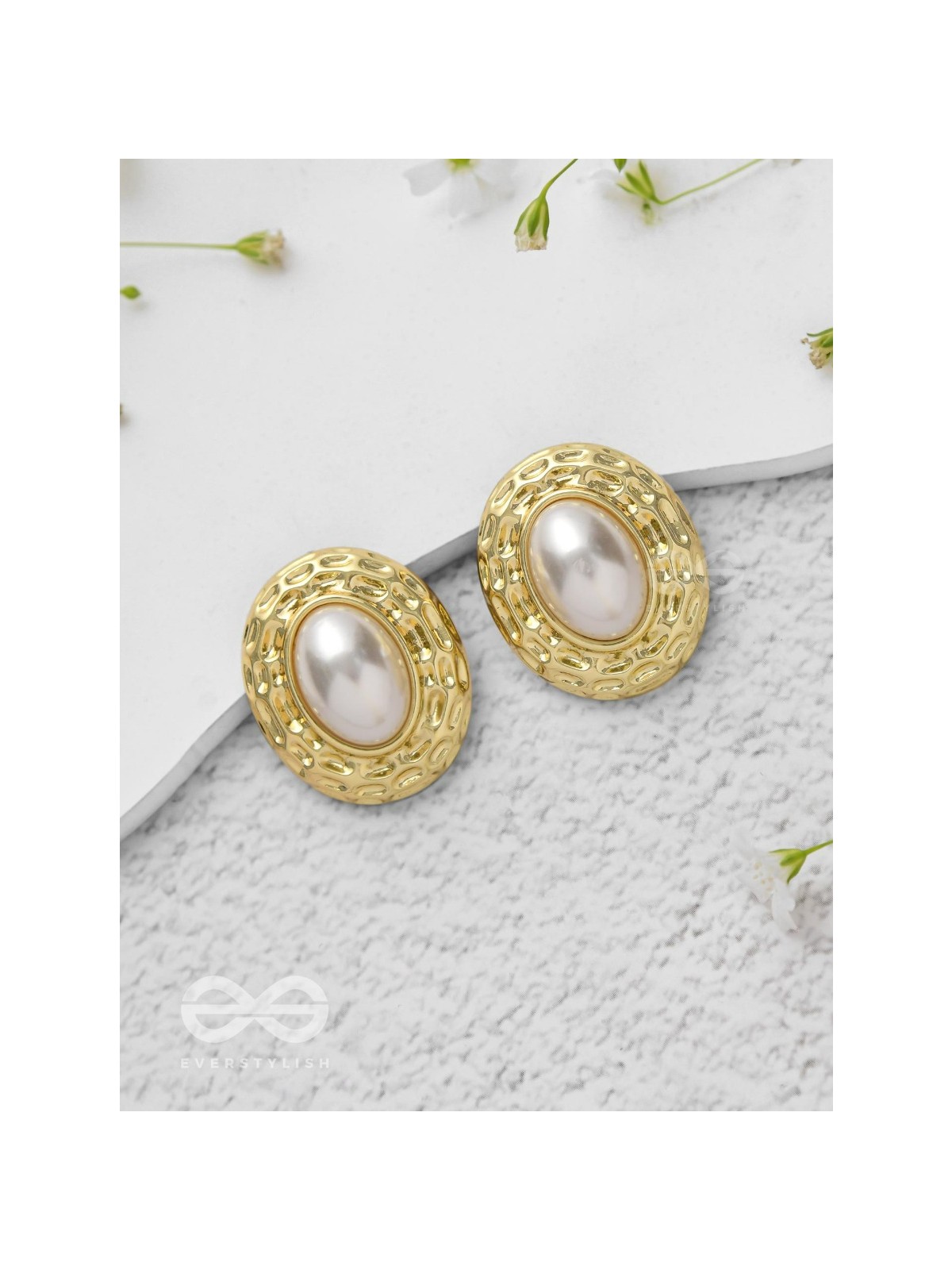 Gilded Pearls - Golden Earrings