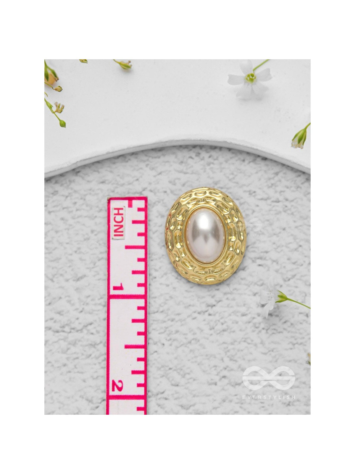 Gilded Pearls - Golden Earrings