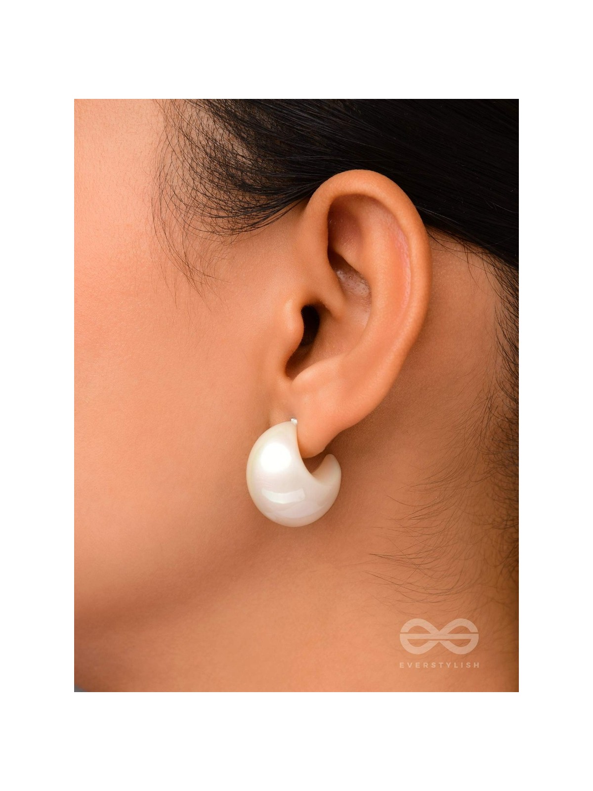 Groovy Arcs - Holographic Acrylic Earrings (White)