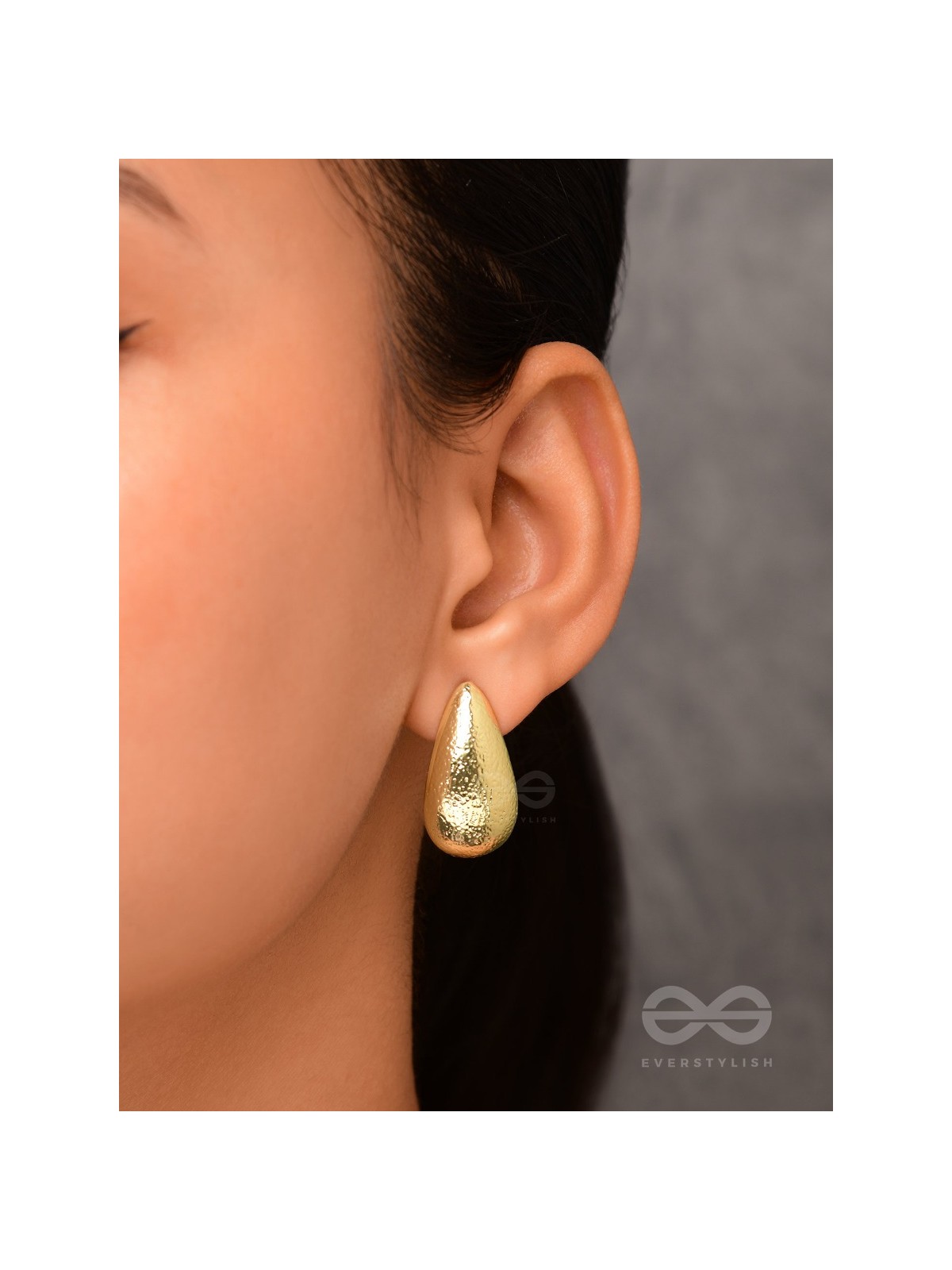 Droplet Delights - Golden Earrings