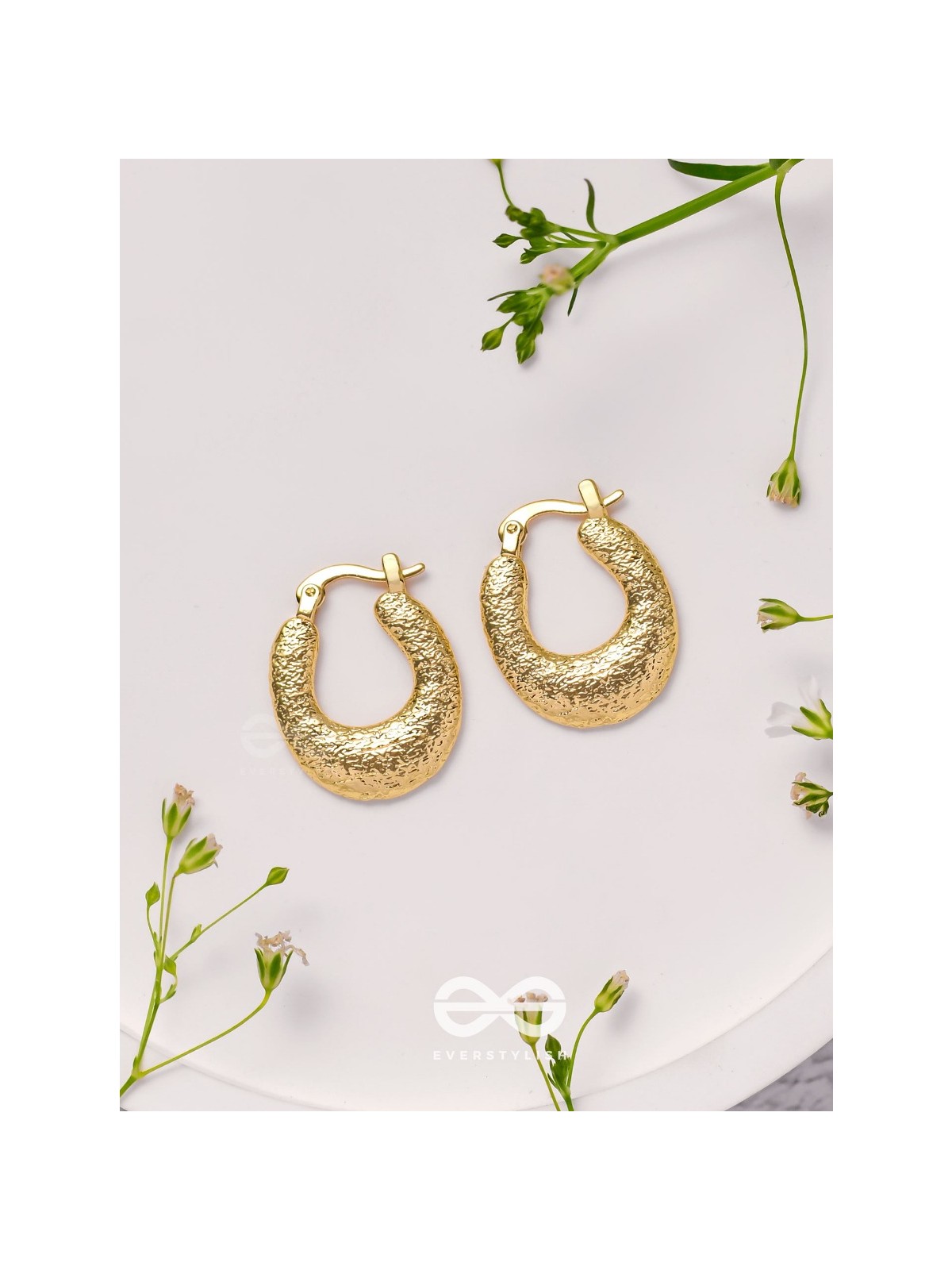 Glittering Halos - Golden Earrings