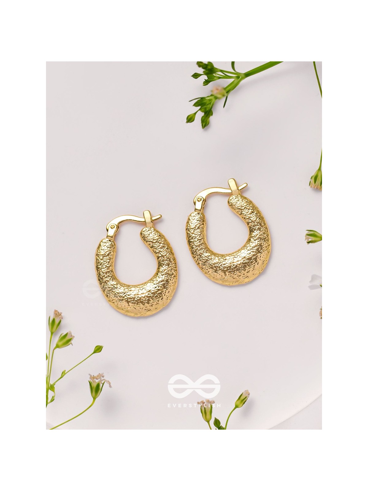 Glittering Halos - Golden Earrings