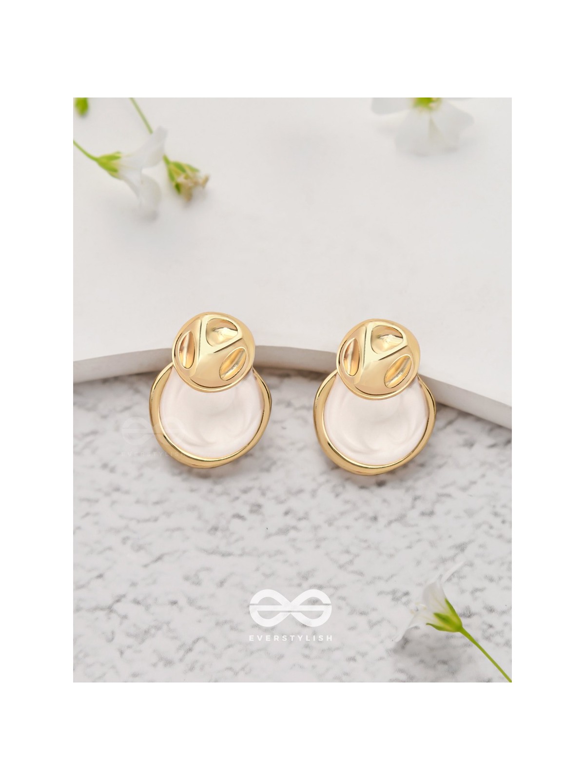 Ivory Dreams - Golden Earrings