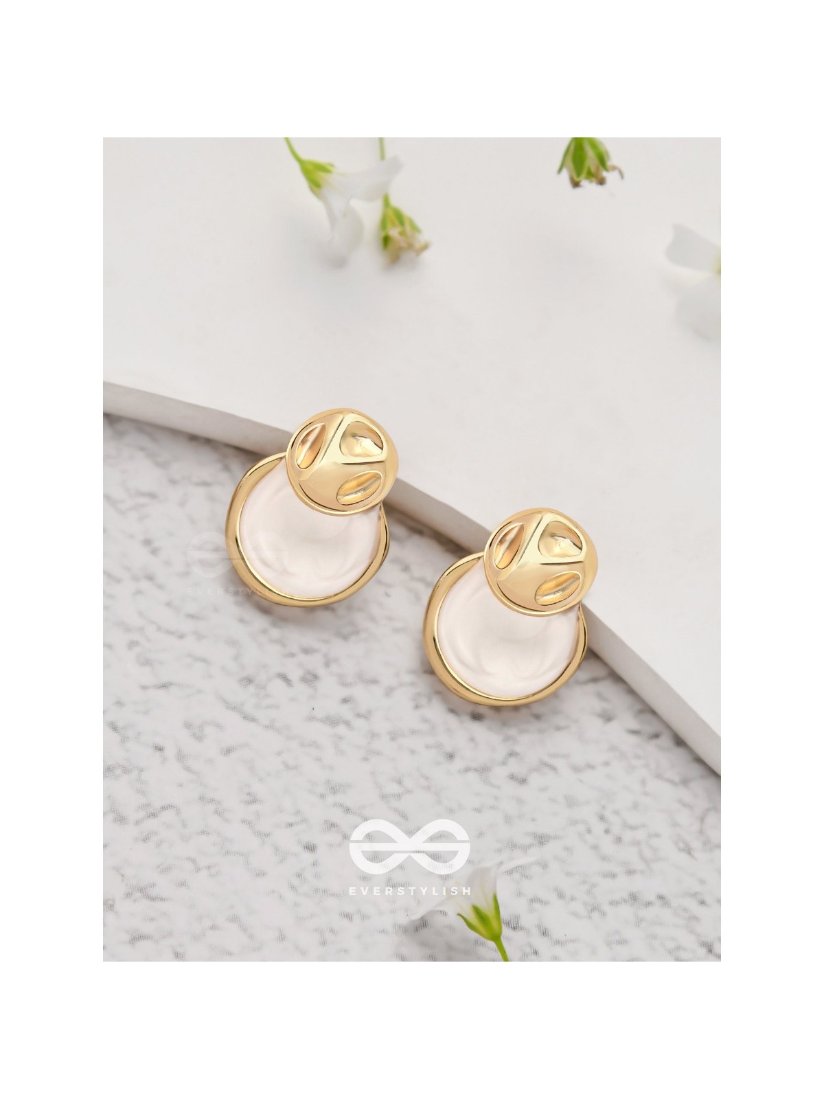 Ivory Dreams - Golden Earrings