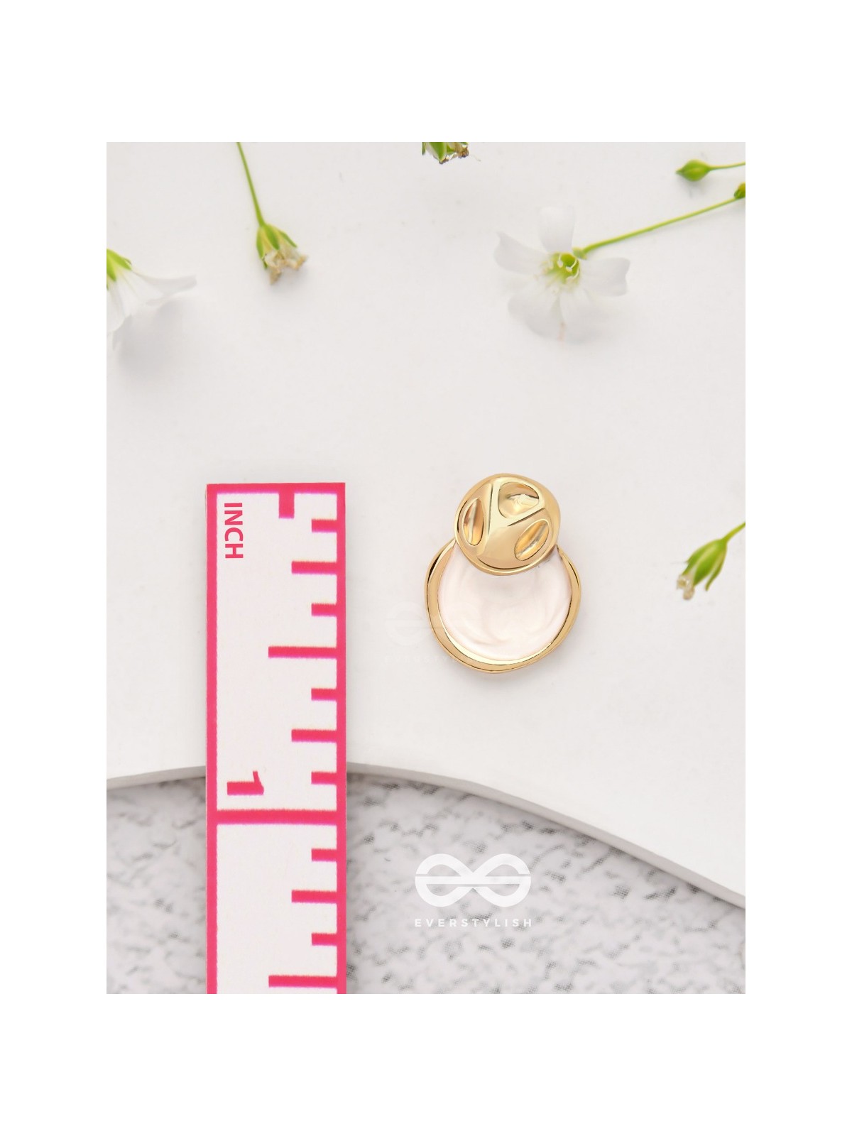 Ivory Dreams - Golden Earrings