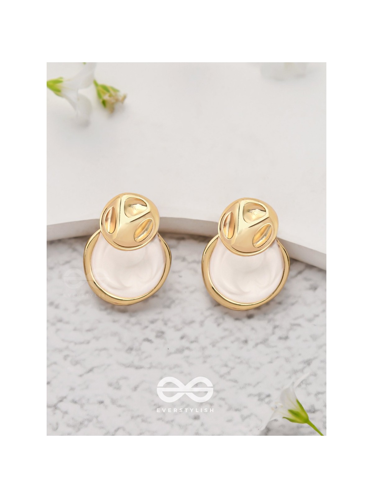 Ivory Dreams - Golden Earrings