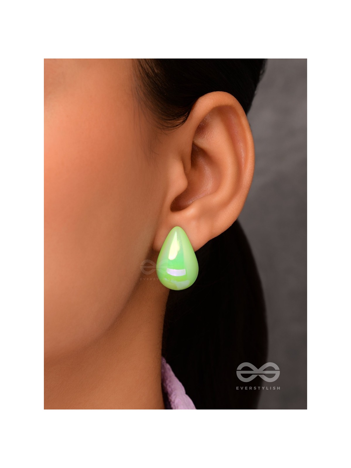 Shining Crescents - Holographic Acrylic Earrings (Green)