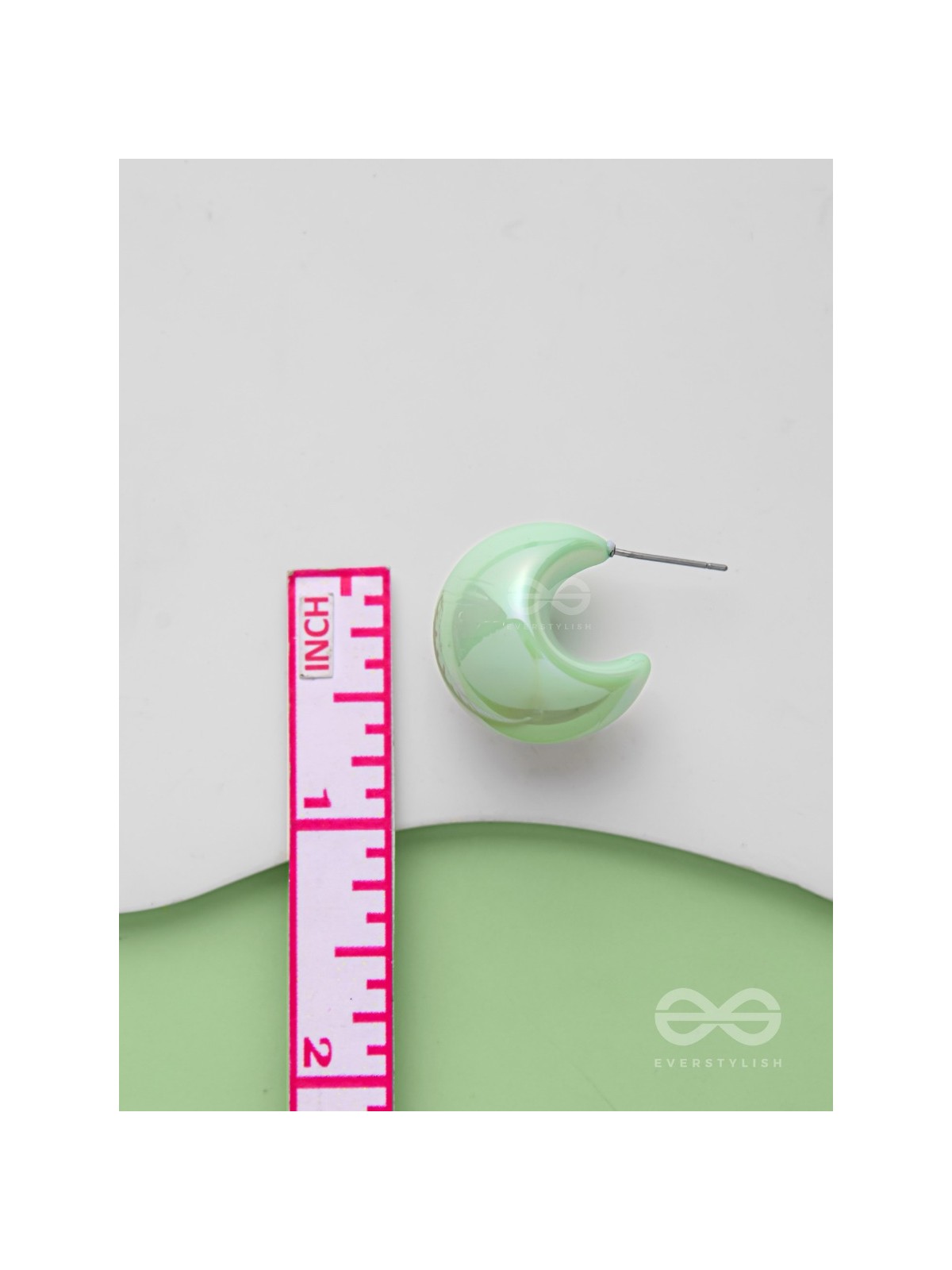 GROOVY ARCS - HOLOGRAPHIC ACRYLIC EARRINGS (LIGHT GREEN)