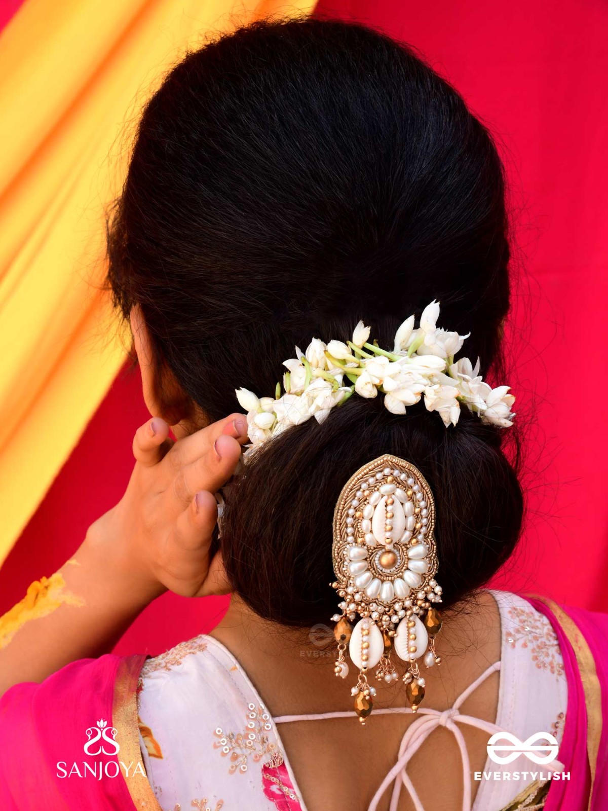 Attalika - The Lavish Castles - Shells, Beads And Glass Drops Hand Embroidered Hair Accessory 