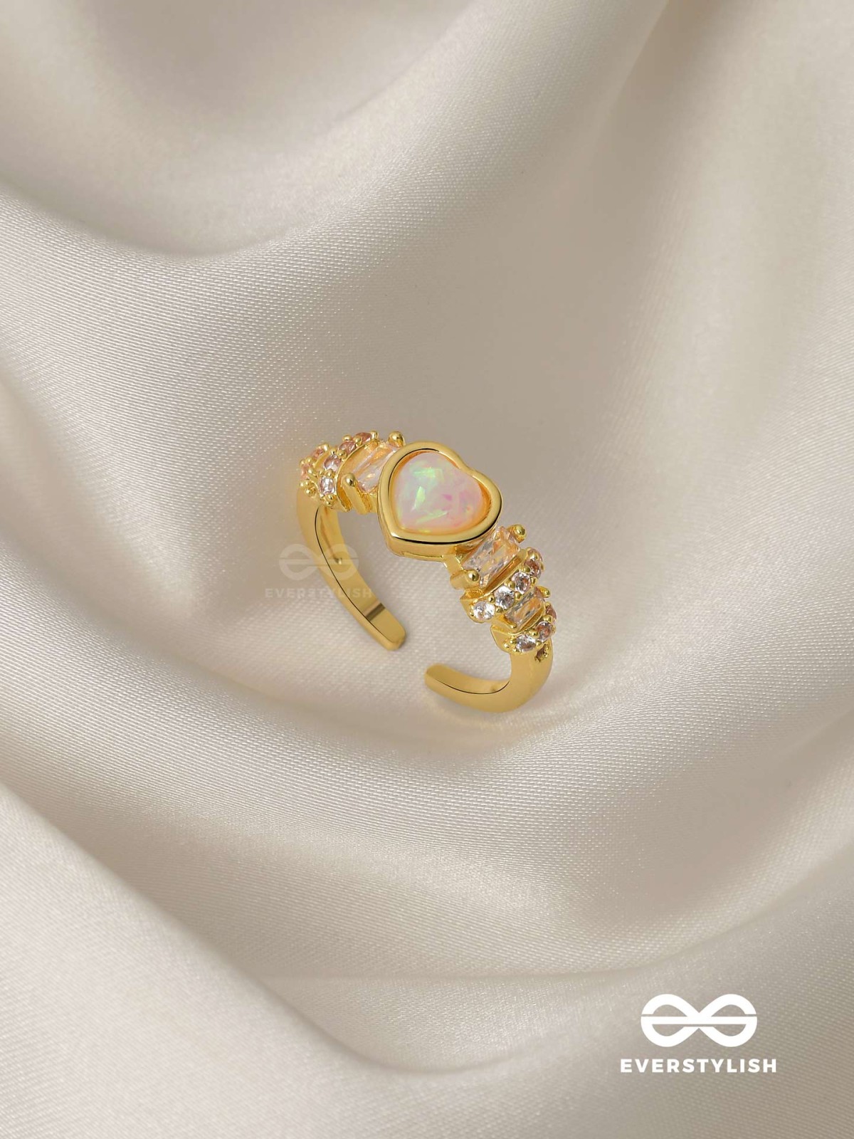 A Lover's Promise - Golden Cubic Zirconia Ring (Adjustable)