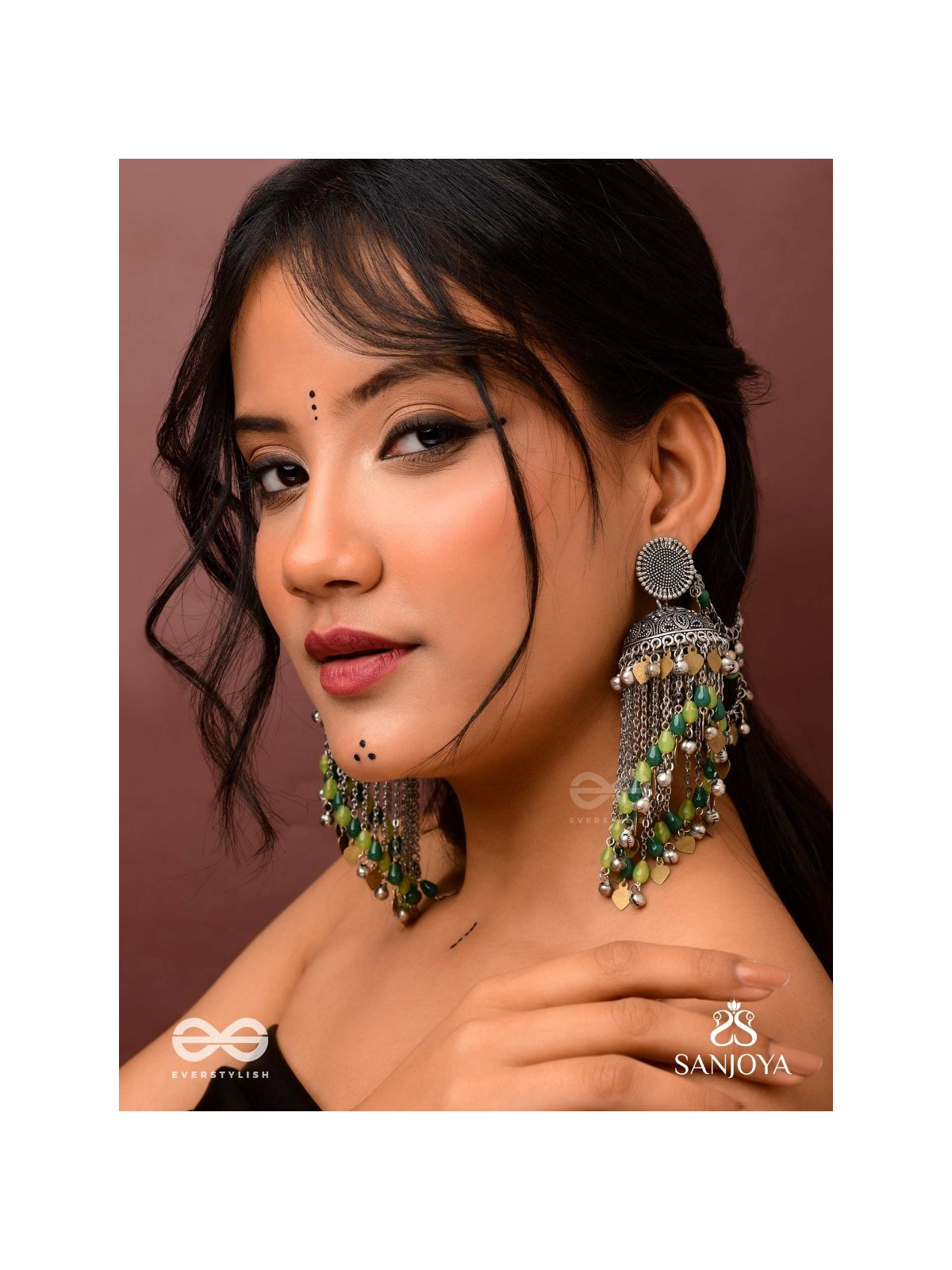 Girayah - Souvenirs Of The Nature - Beads And Glass Drops Hand Embroidered Oxidised Chain Earrings