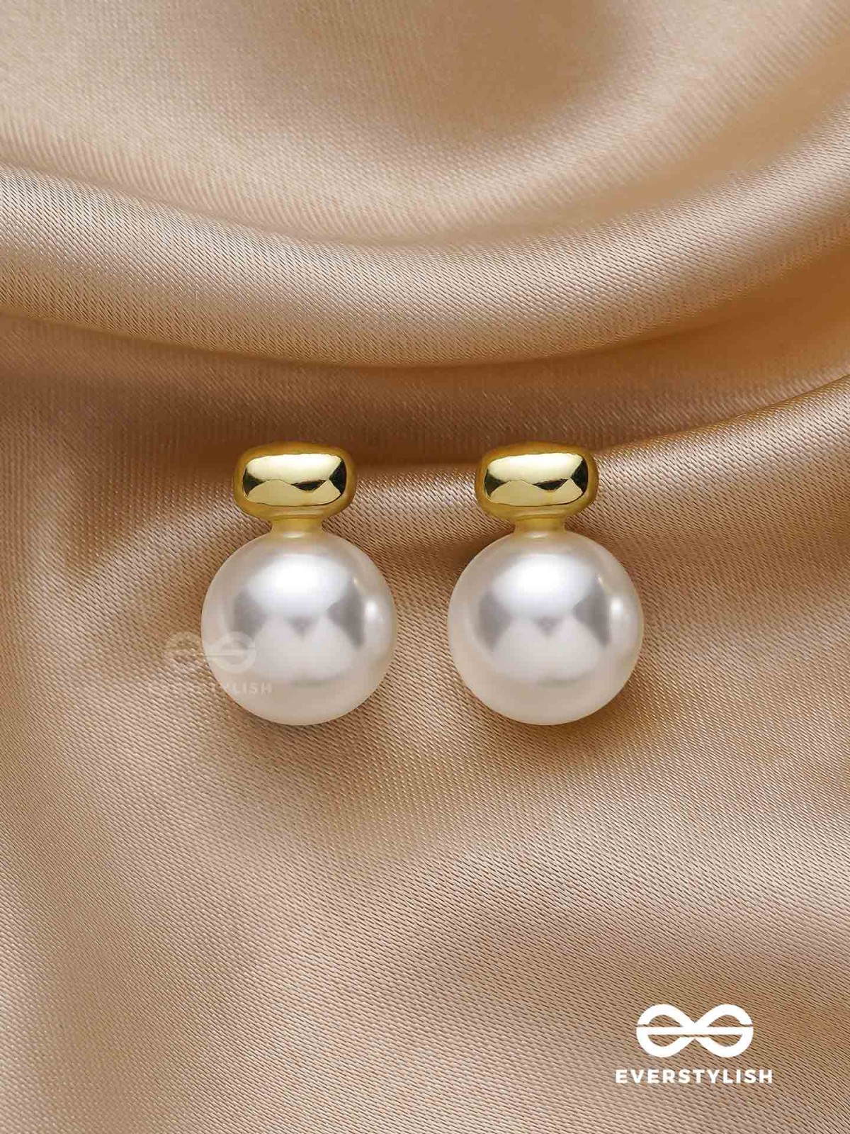 Lustrous Pearls- Subtle Stud Earrings