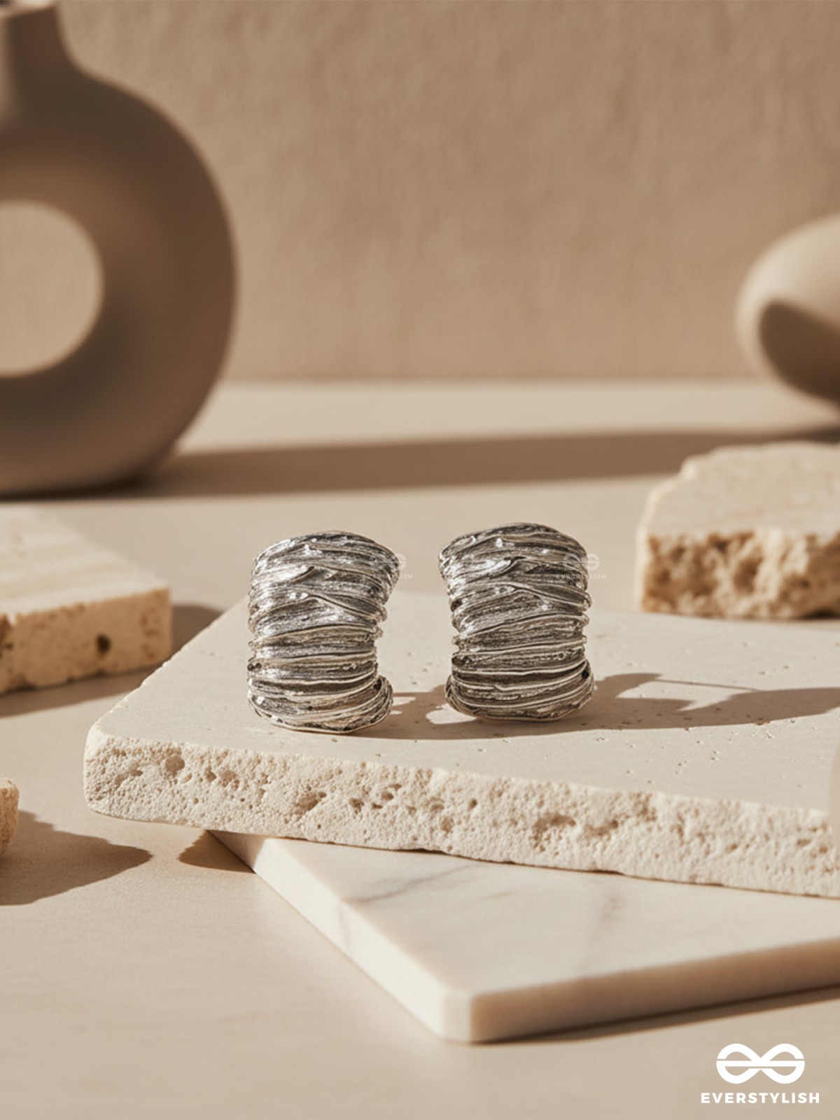 ORNATE GLOW – ANTI-TARNISH TEXTURED EARRINGS