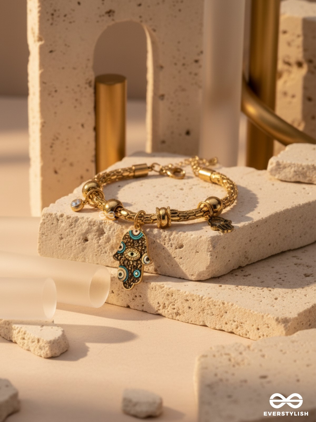 EVIL EYE HAND - 18K GOLD PLATED ANTI-TARNISH STATEMENT TEXTURED LUXURY CHARM BRACELET