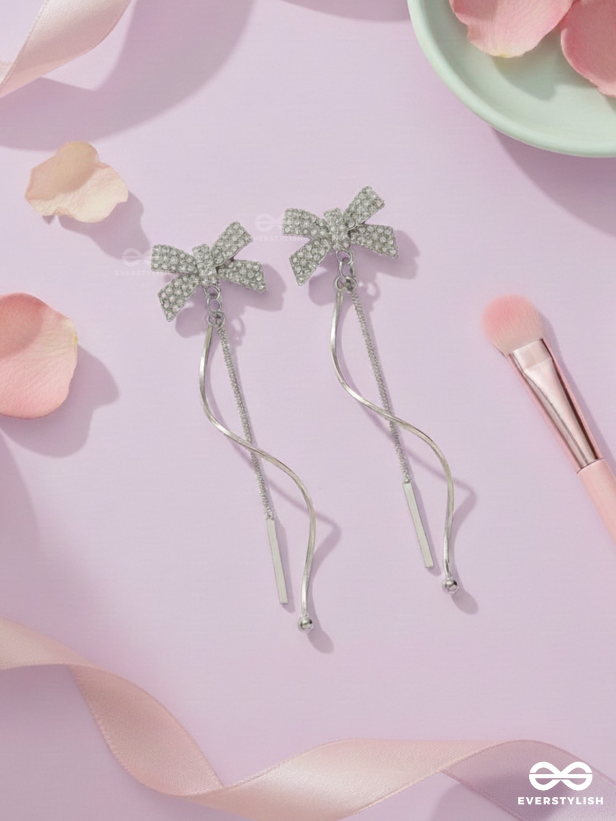 Starry Knots- Dangling Silver Cubic Zirconia Earrings 