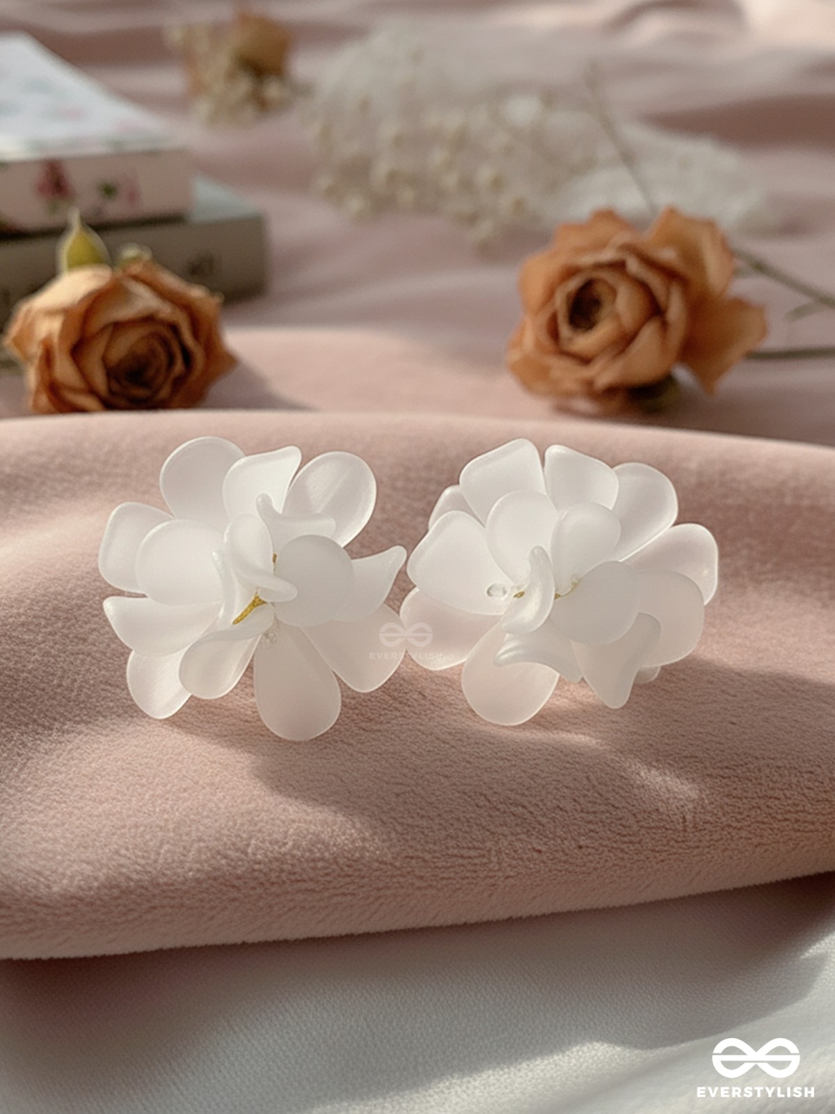  Spring fling - White floral studs 