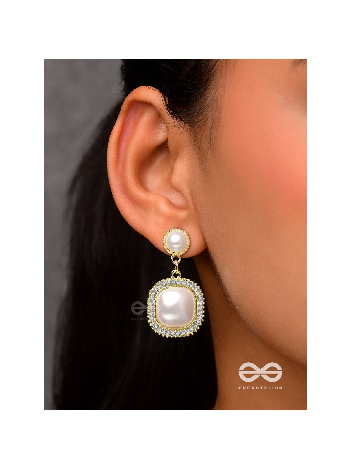  Ageless reverie - Earring studded with pearl and crystal 