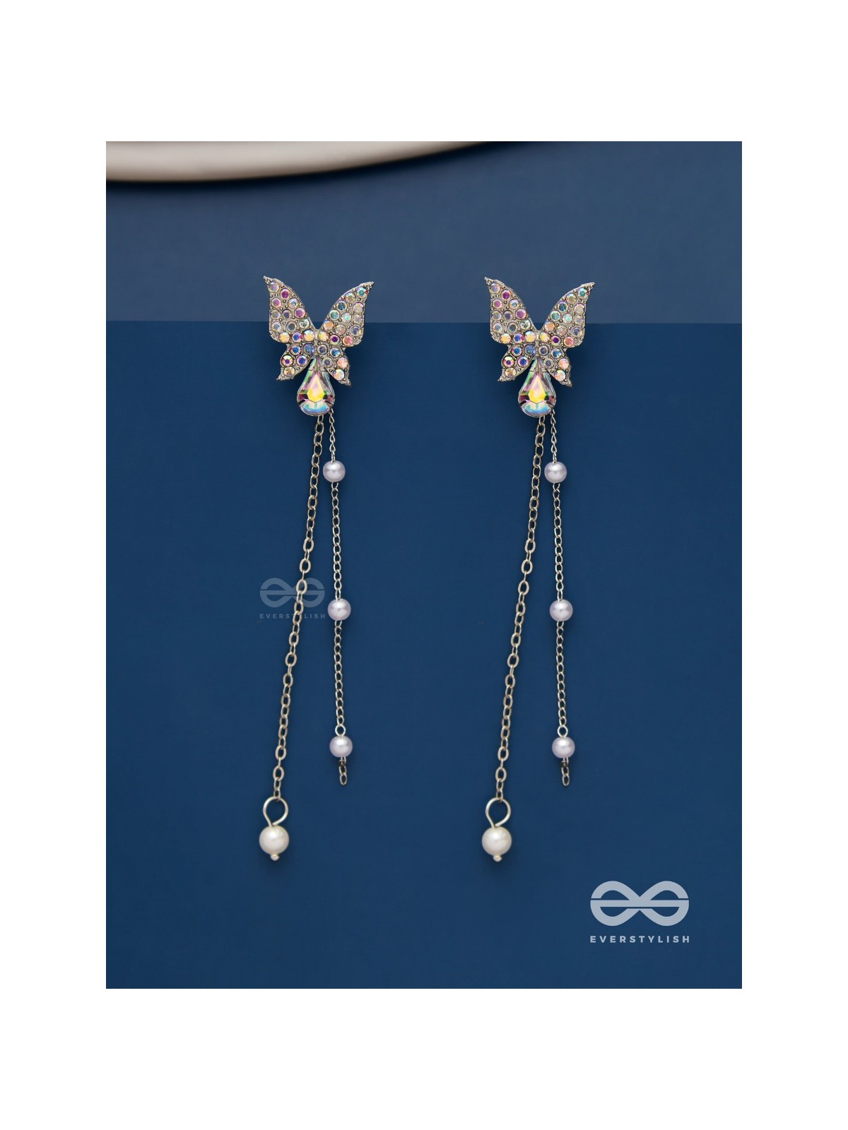 Morning mist- Butterfly dangling earrings 