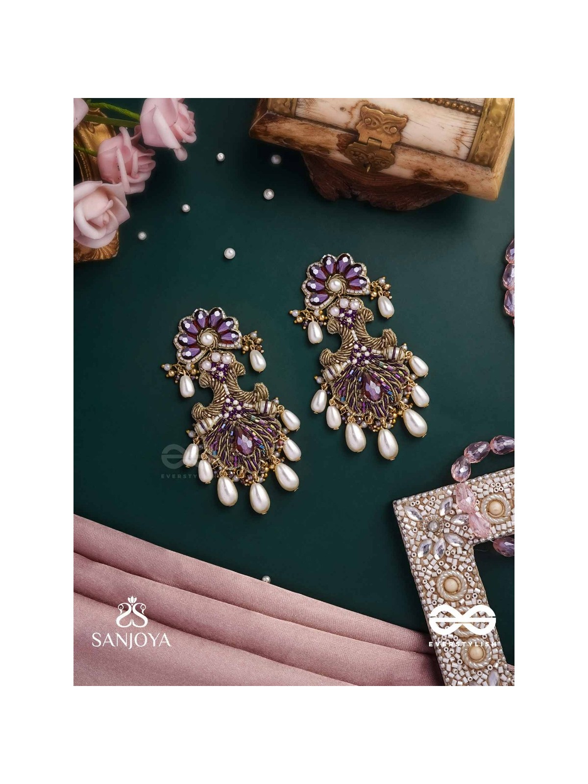 SHYAM PUSHP– DARK BLOSSOM A REGAL EARRING WITH RICH, DARK-HUED GEMSTONES AND PEARL ACCENTS, RESEMBLING A BLOOMING FLOWER