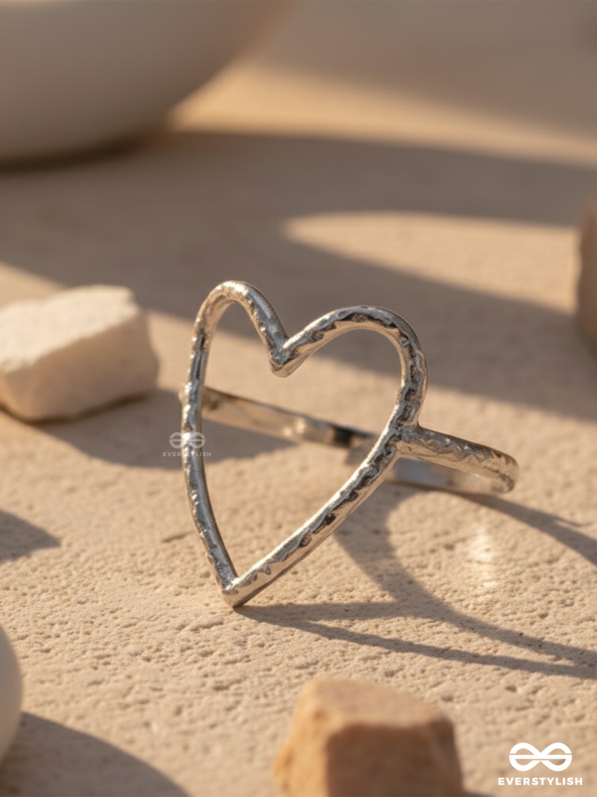 HEART HALO - STAINLESS STEEL SILVER PLATED HYPOALLERGENIC AND ANTI-TARNISH RING