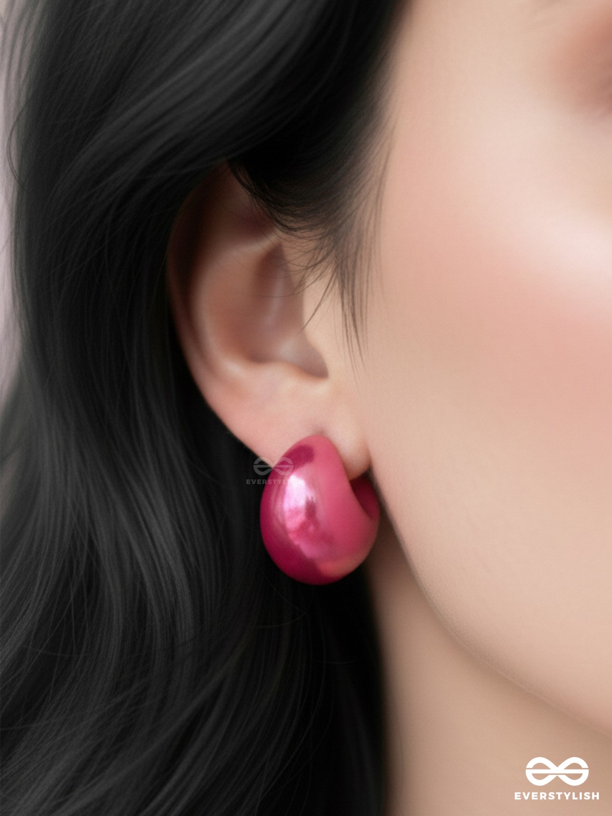 CANDY SWIRL- MODERN CHUNKY PINK C-LOOP EARRINGS