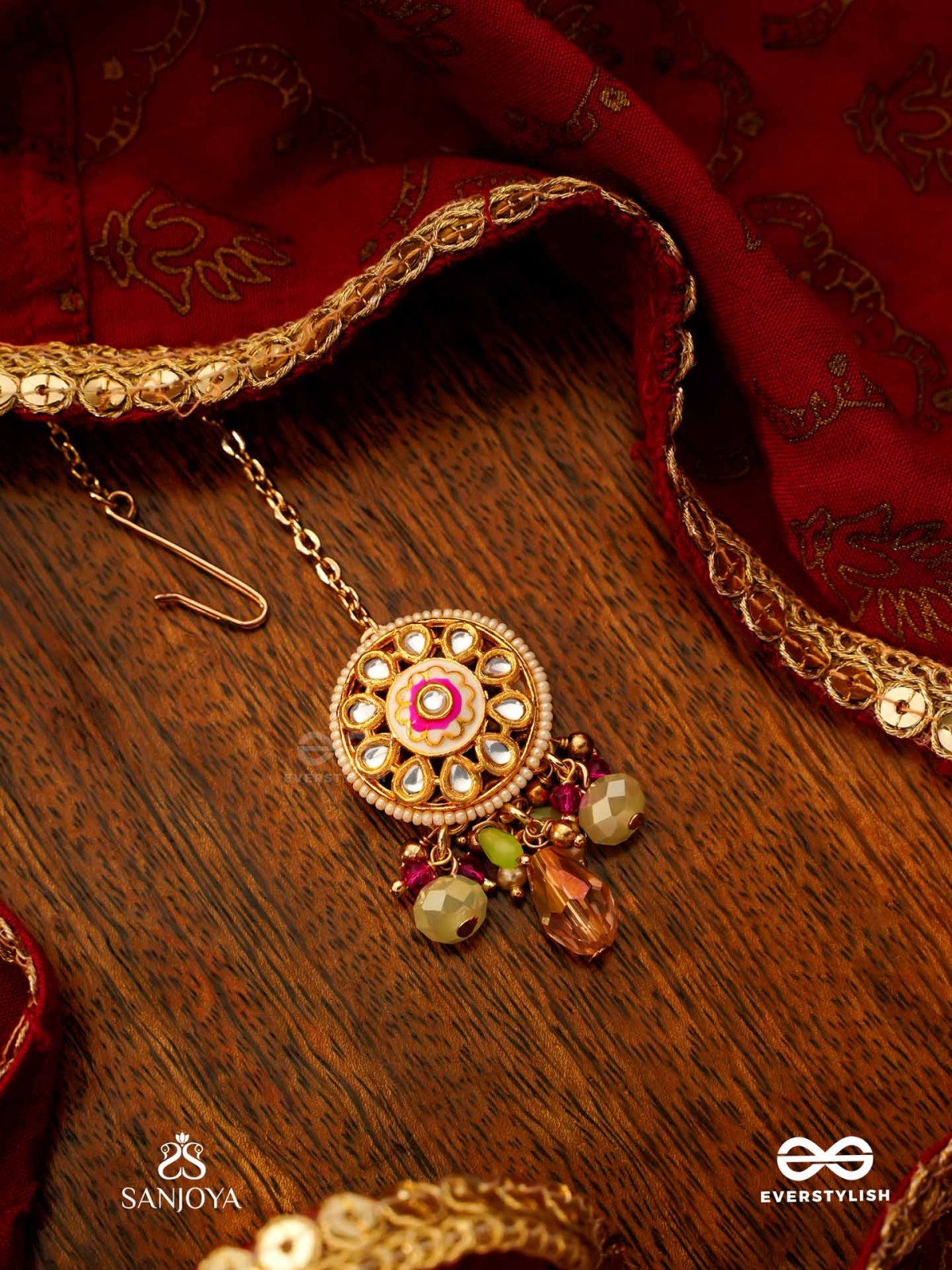 HARITRINA - GREEN AND PINK BEAUTY - ORNATE KUNDAN MAANGTIKA WITH FLORAL MOTIFS AND SPARKLING DROPS