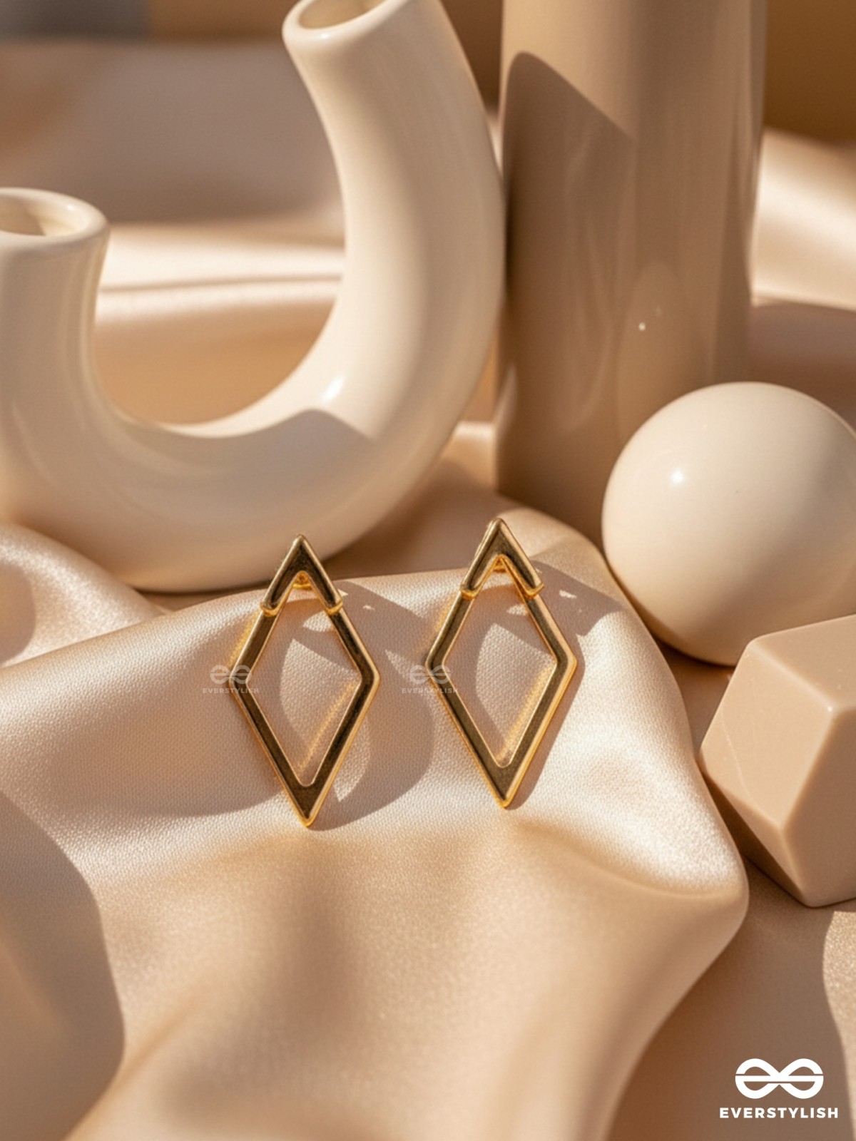 PRISM CHARM-CASUAL DAILY WEAR STUDS