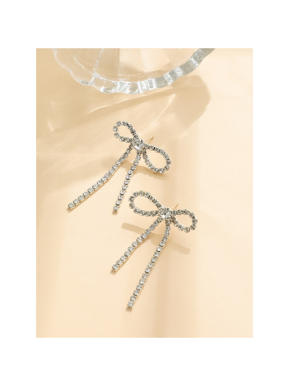 TWINKLE TIE- DAINTY AND FEMININE SPARKLE EARRINGS