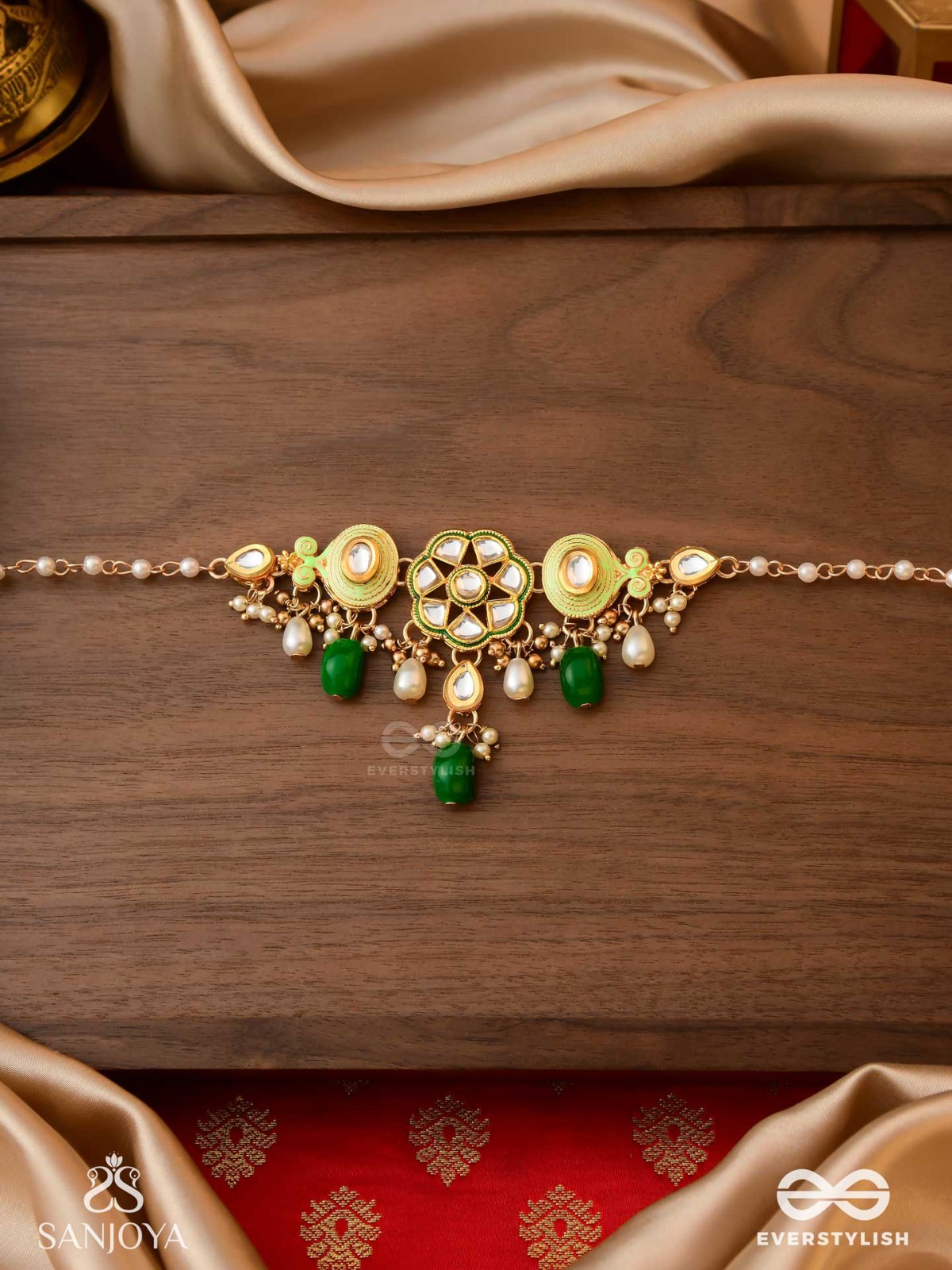 TARALYA - GENTLE RADIANCE- MINIMAL KUNDAN NECKPIECE WITH GREEN DROPS AND PEARLS