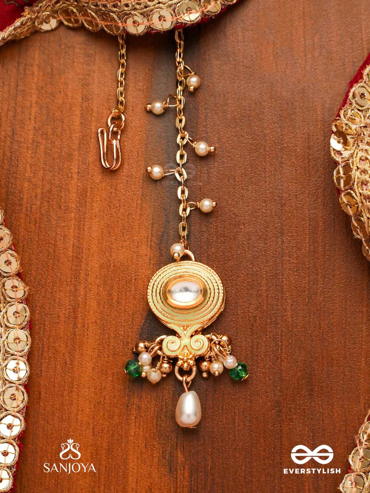 TARALYA - GENTLE RADIANCE- MINIMAL KUNDAN MAANGTIKA WITH GREEN DROPS AND PEARLS