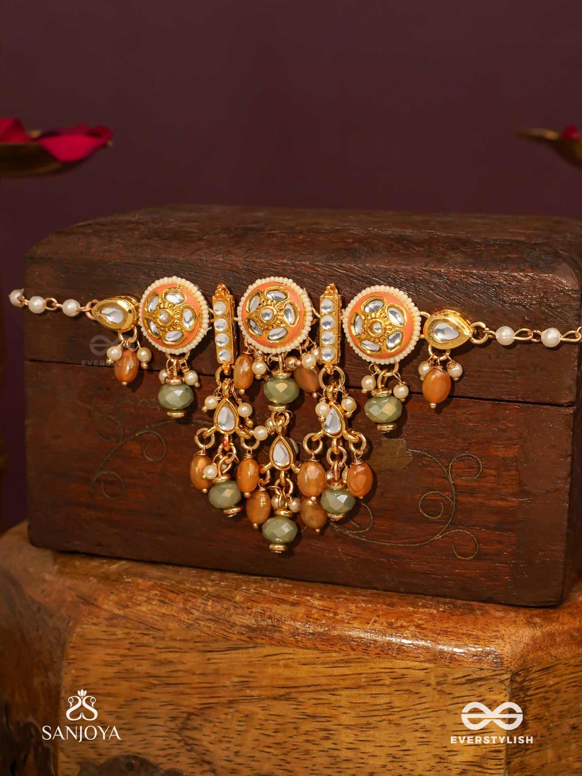 RAGTANIKA - COLORED COMPOSITION- HERITAGE STYLE KUNDAN NECKPIECE WITH PEARLS AND BEADS
