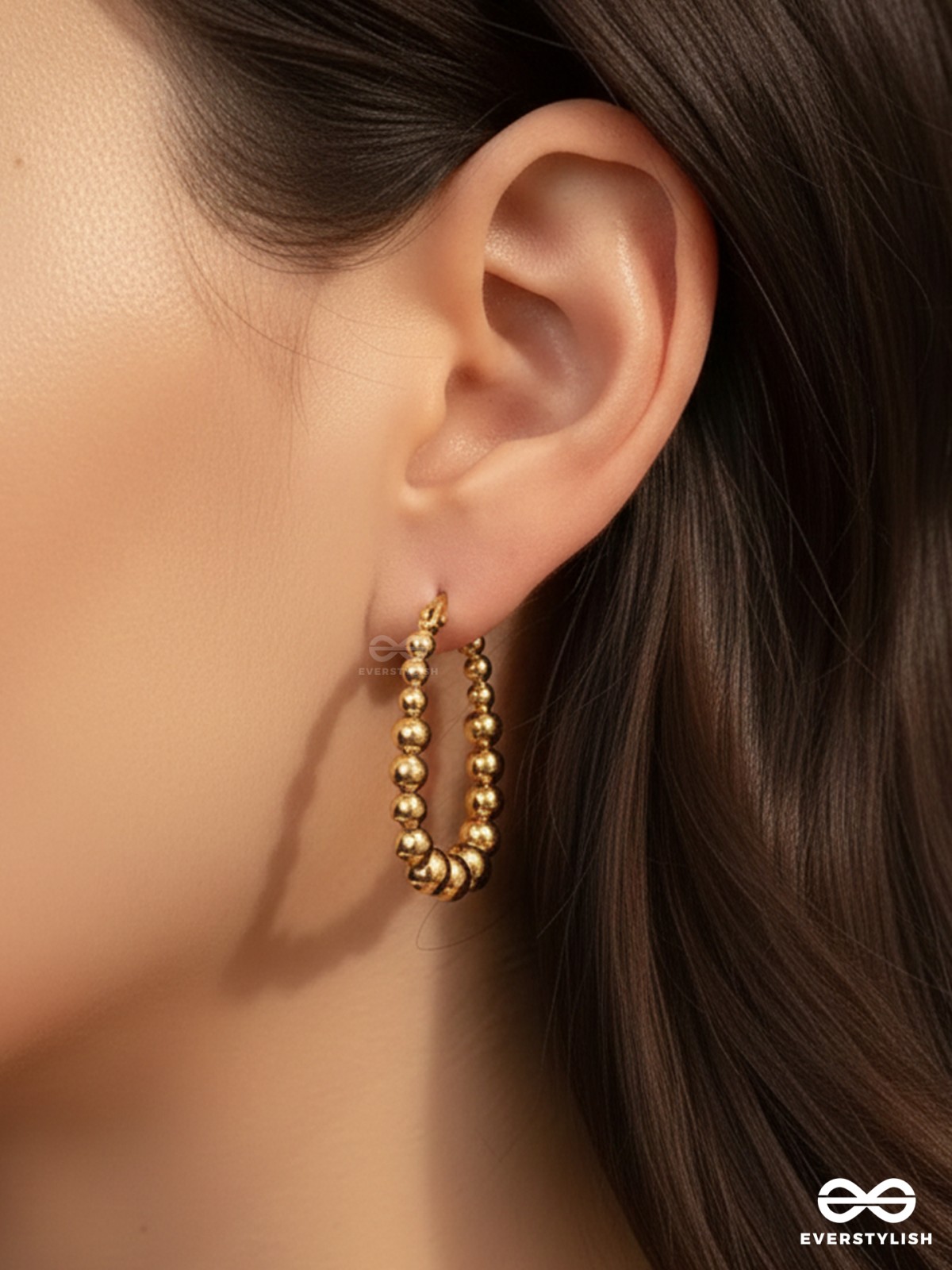 SUNBURST HOOPS – DELICATE DROP-SHAPED STAINLESS STEEL EARRINGS