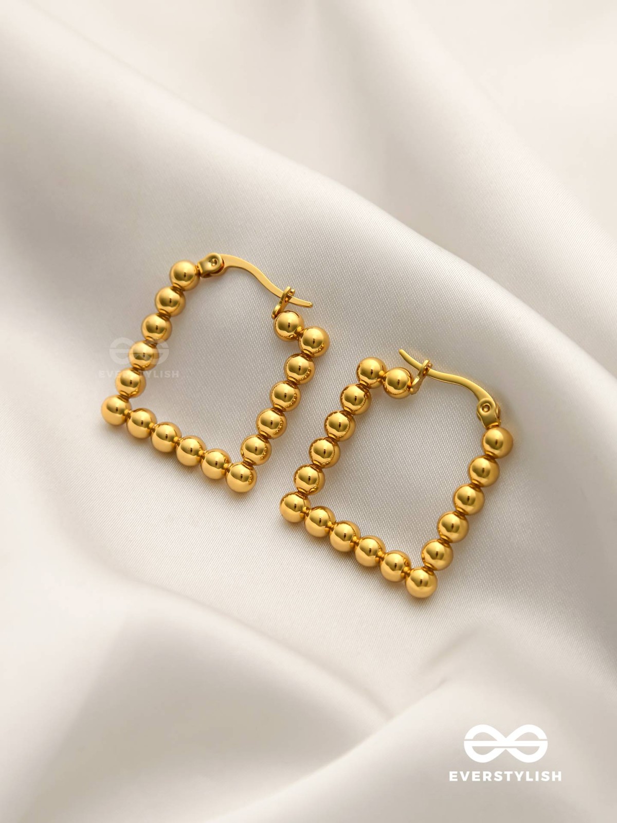 AURELIA HOOPS – MINIMAL YET ELEGANT GOLD GEOMETRIC STAINLESS STEEL HOOPS