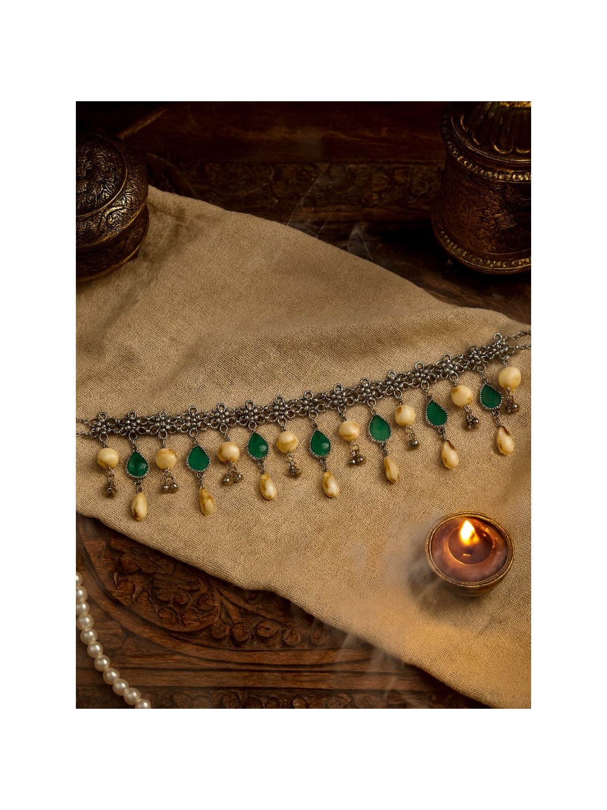 TRIBAL GRACE – EARTHY STONE AND OXIDISED NECKPIECE