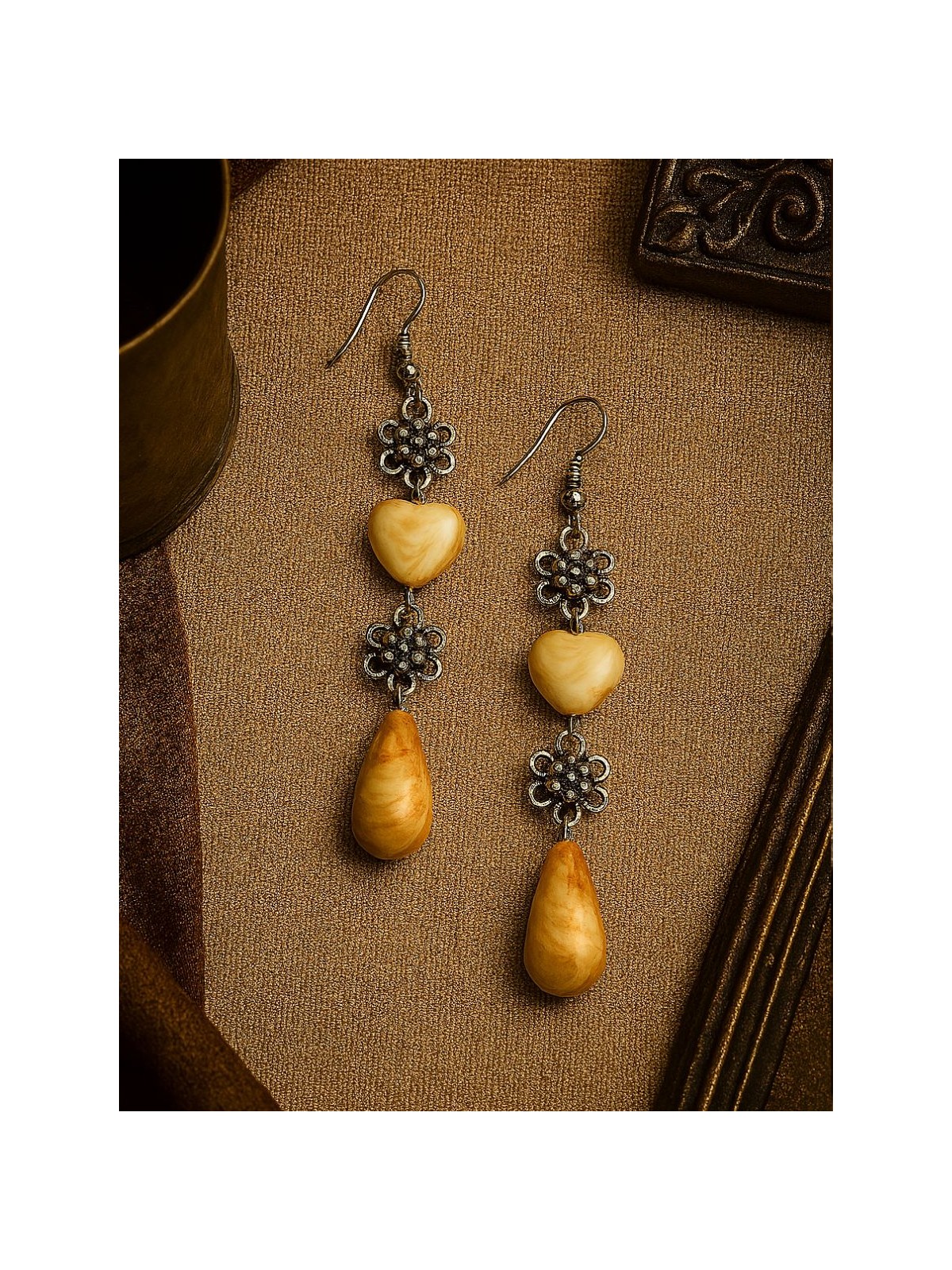 SANDSTONE BLOOM- RUSTIC CHARM DANGLERS