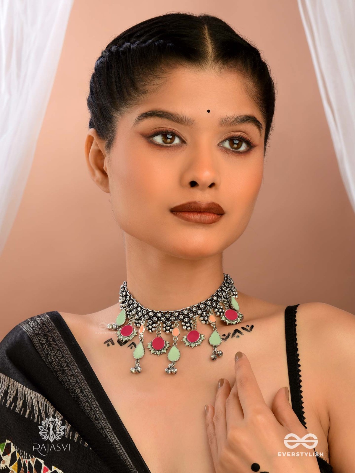 CHARM BLOSSOM - ANTIQUE ENAMELLED OXIDISED NECKLACE