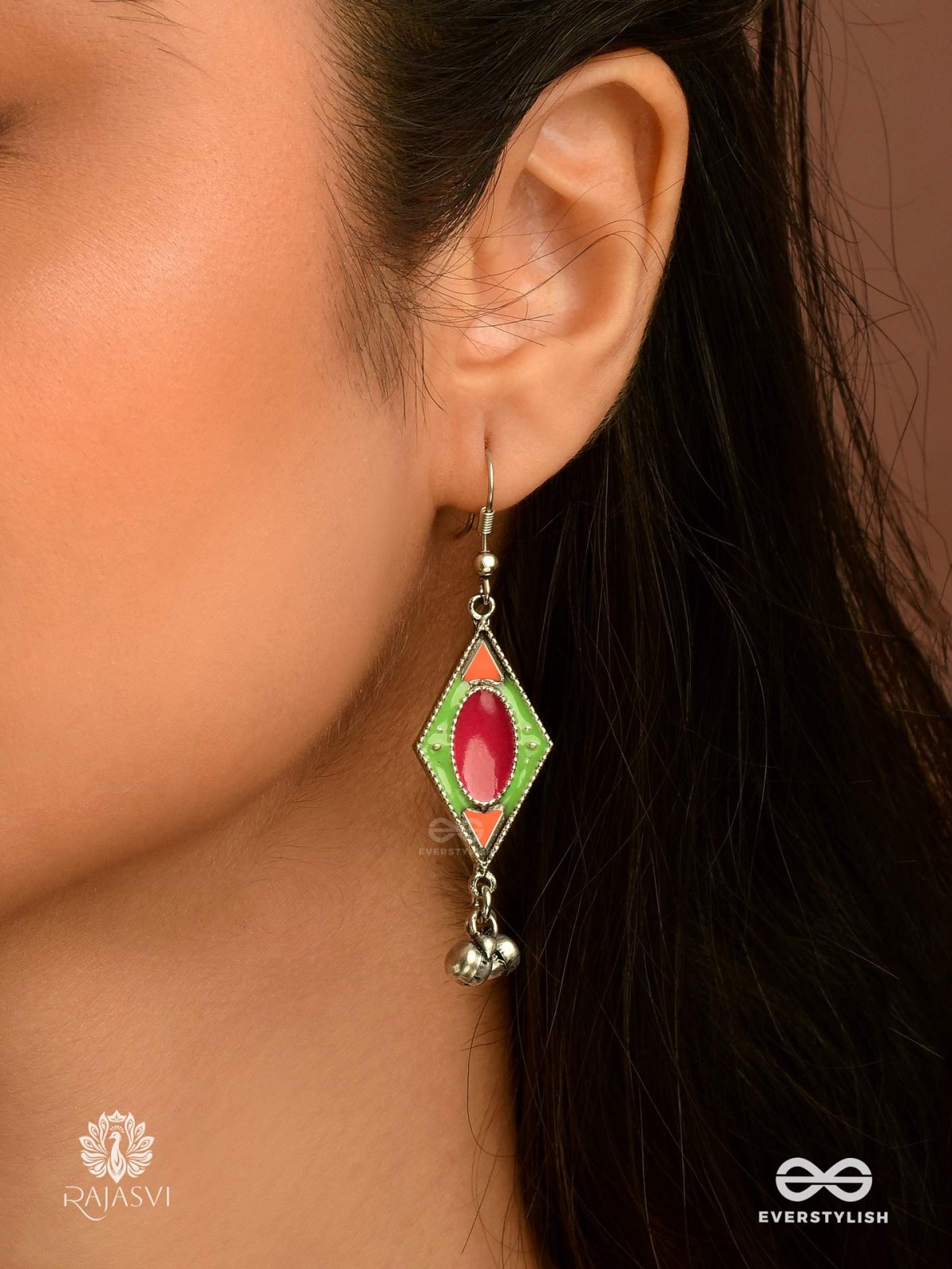 GEOMETRIC GRACE- DIAMOND-SHAPED OXIDISED EARRINGS