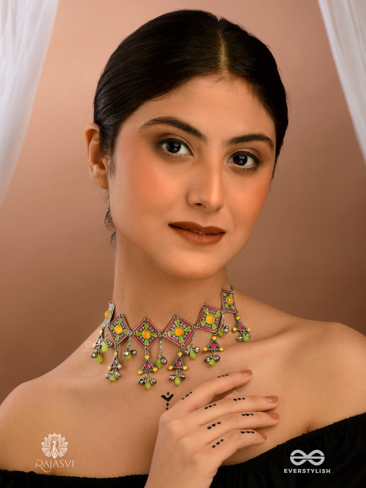 CITRUS BLOOM - ENAMELLED OXIDISED CHOKER