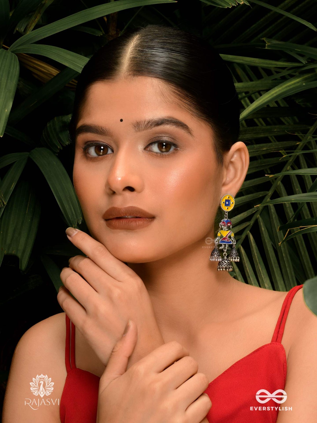  KANHA VIBE - ENAMEL KRISHNA EARRINGS 