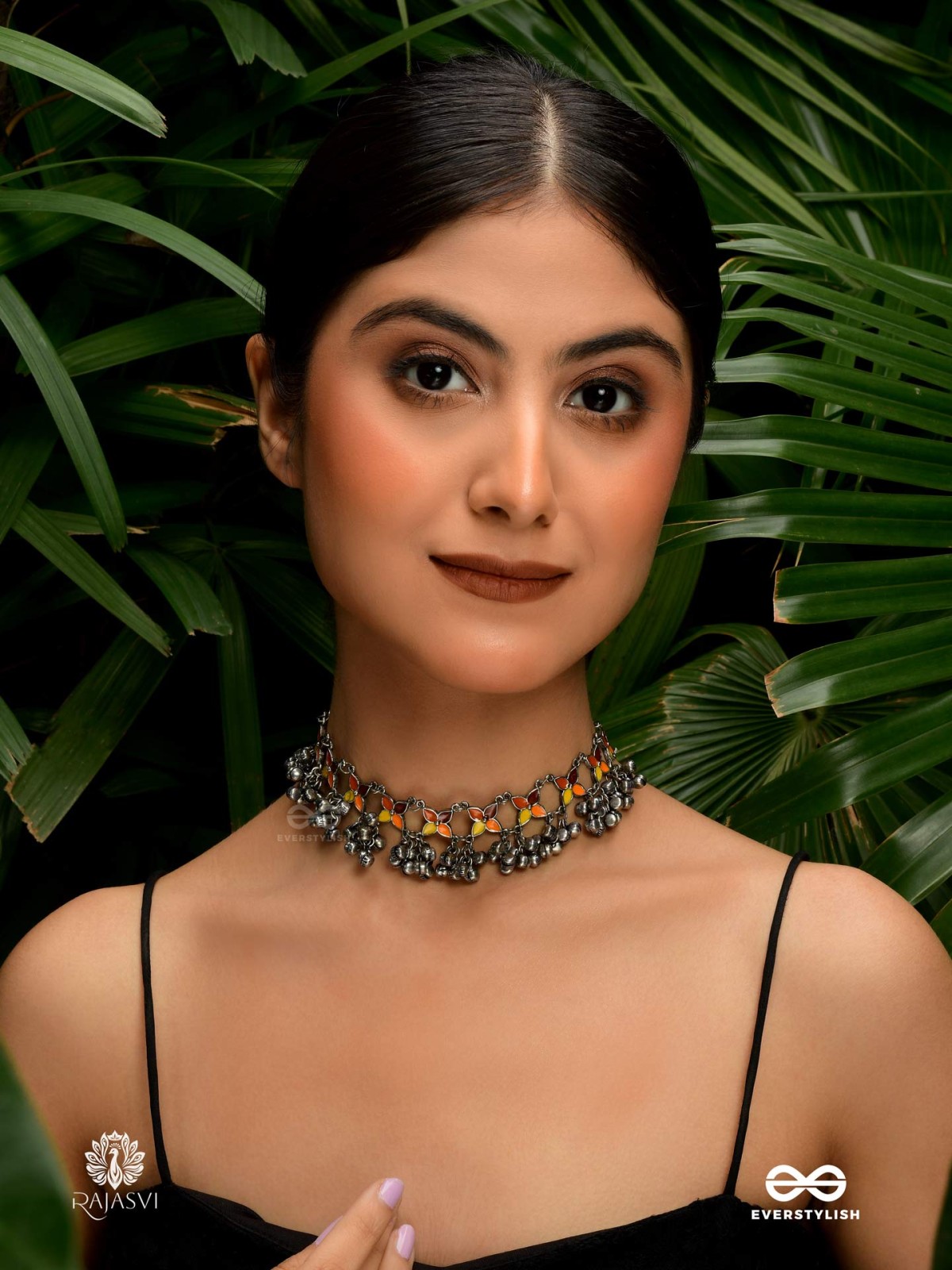 FIREBELLS - ENAMELLED OXIDISED CHOKER