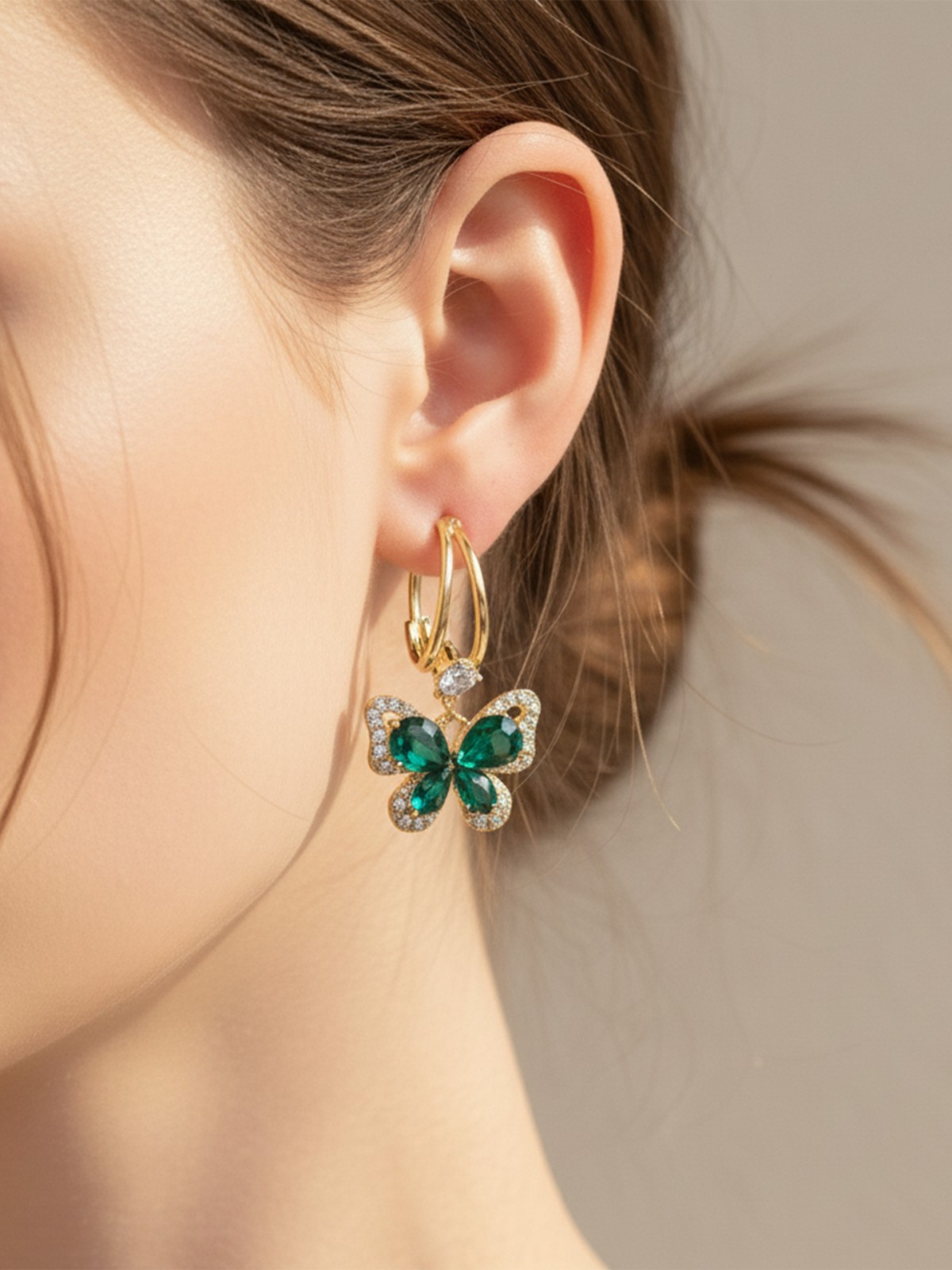 GLIMWING – GOLDEN BUTTERFLY DROPS 