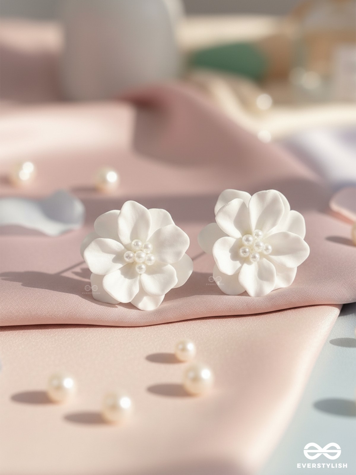 MUSE FLEUR-WHITE FLORAL STUDS WITH A SOFT, CREAMY FINISH