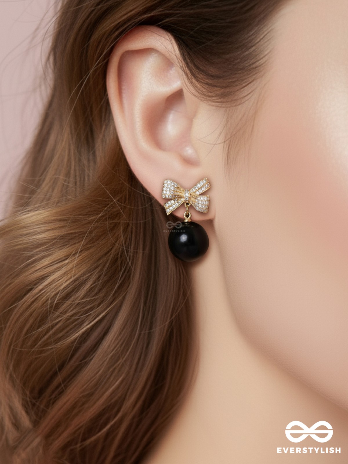 LUXE BOW – EMBELLISHED GOLD BOW EARRINGS WITH DROP BEAD