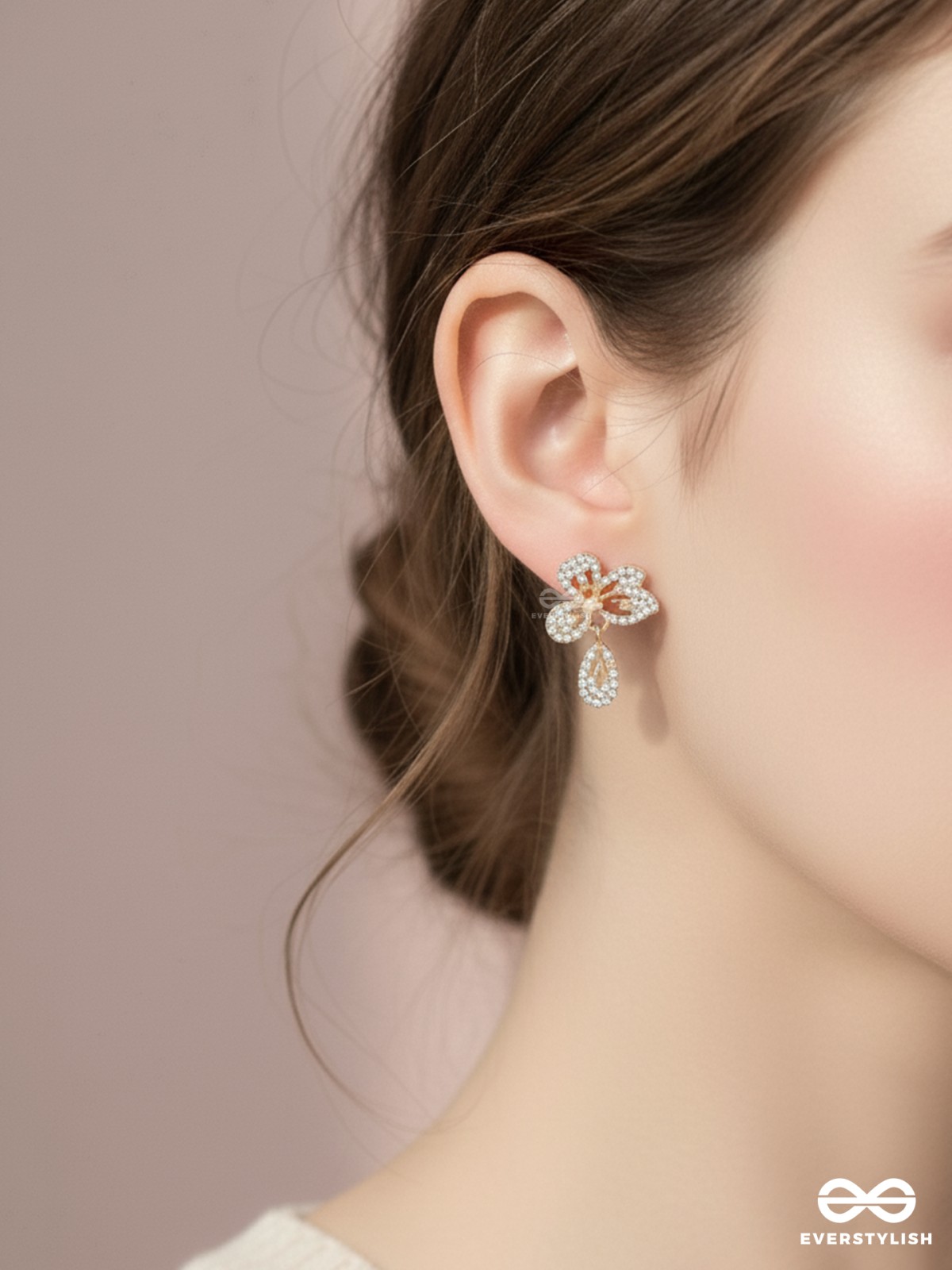 SHINE BLOOMLET – SPARKLY PETAL DROP EARRINGS