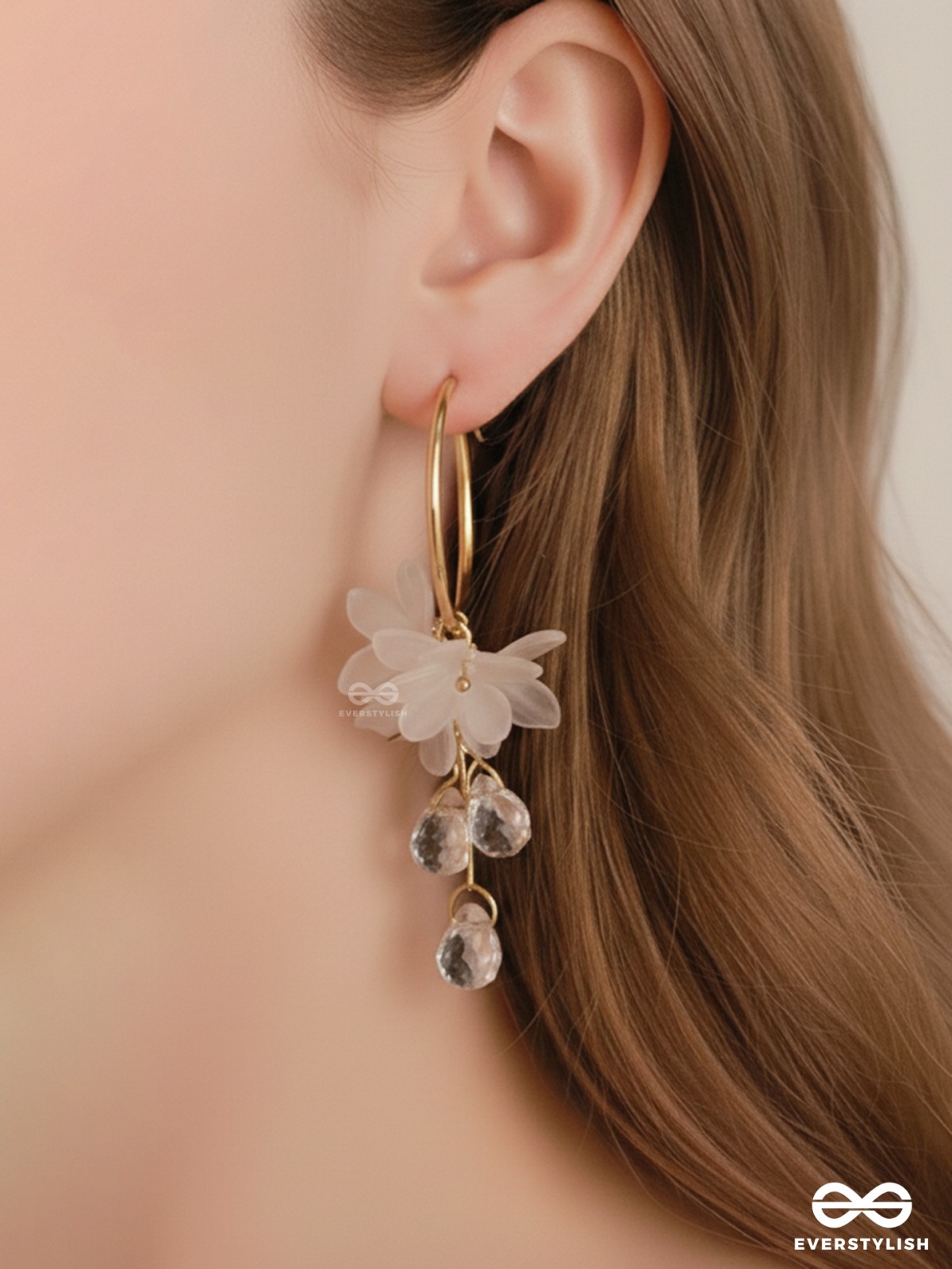 SOFTFLARE BLOOM – AIRY PETAL DANGLERS