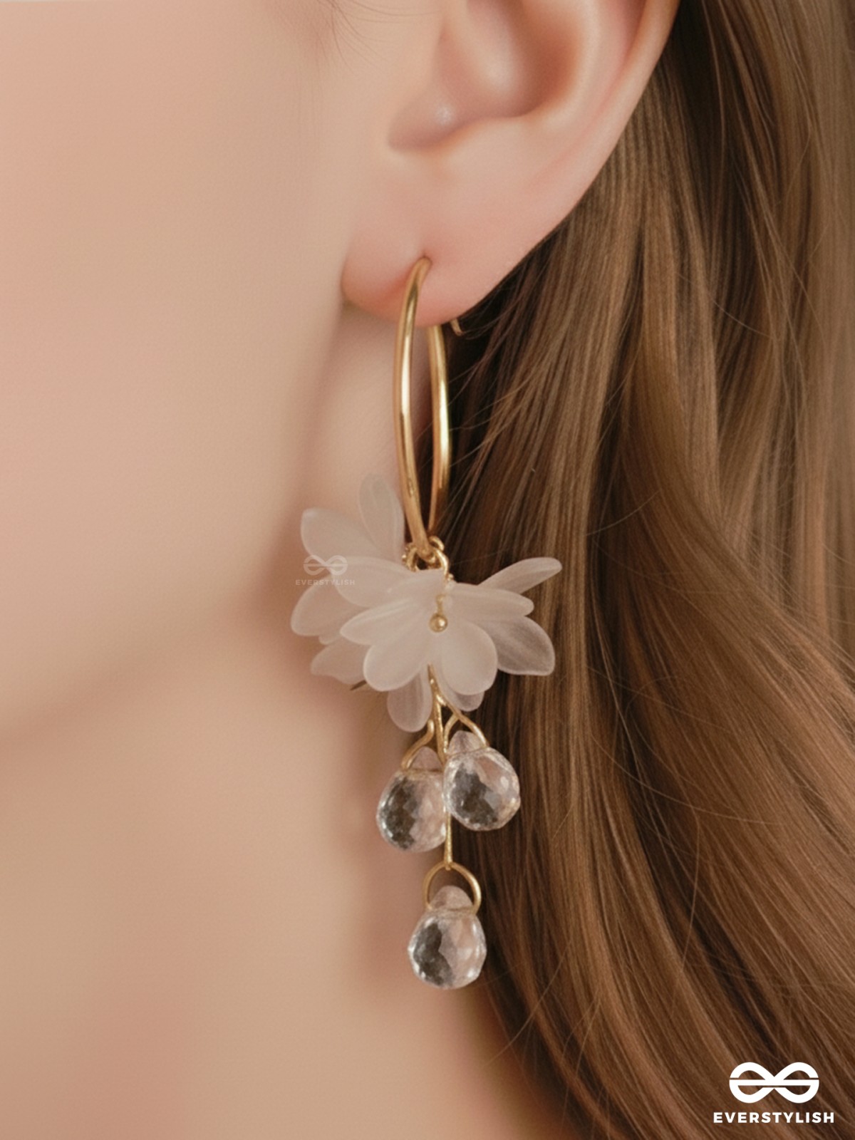 SOFTFLARE BLOOM – AIRY PETAL DANGLERS