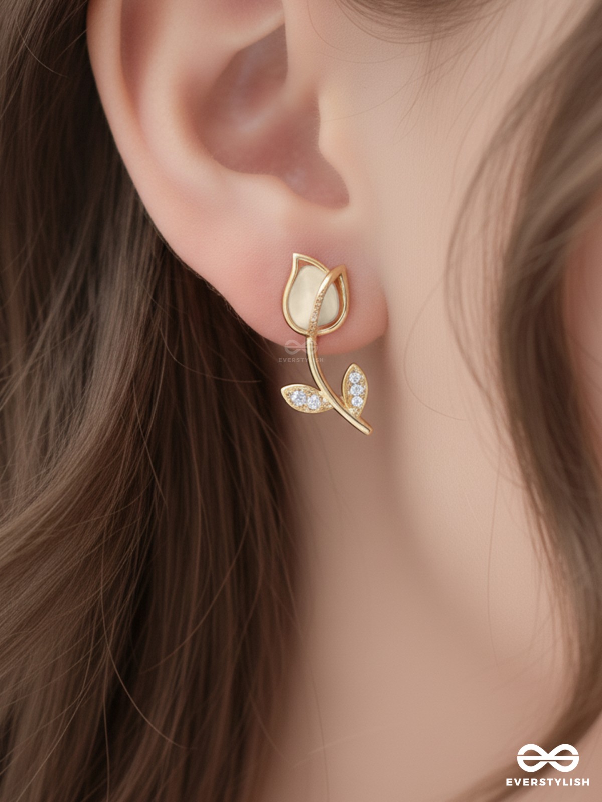 ROSE TWIG – MINIMAL GOLD ROSE STEM DESIGN