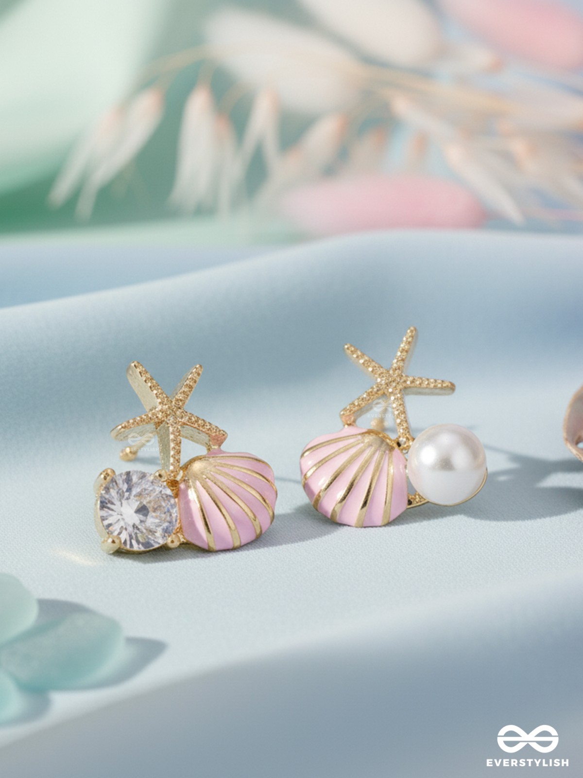 CORAL PINK TIDE – SHELL & STARFISH STUDS