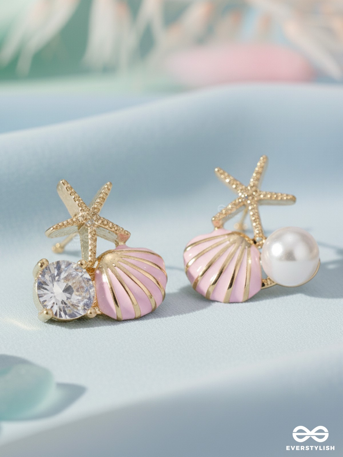 CORAL PINK TIDE – SHELL & STARFISH STUDS