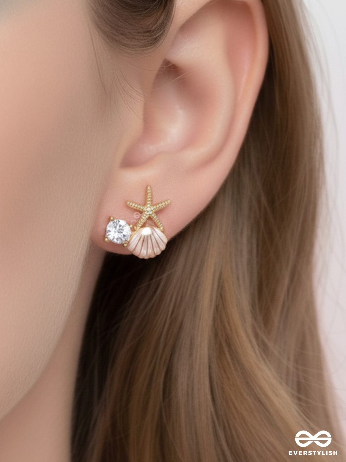 CORAL PINK TIDE – SHELL & STARFISH STUDS